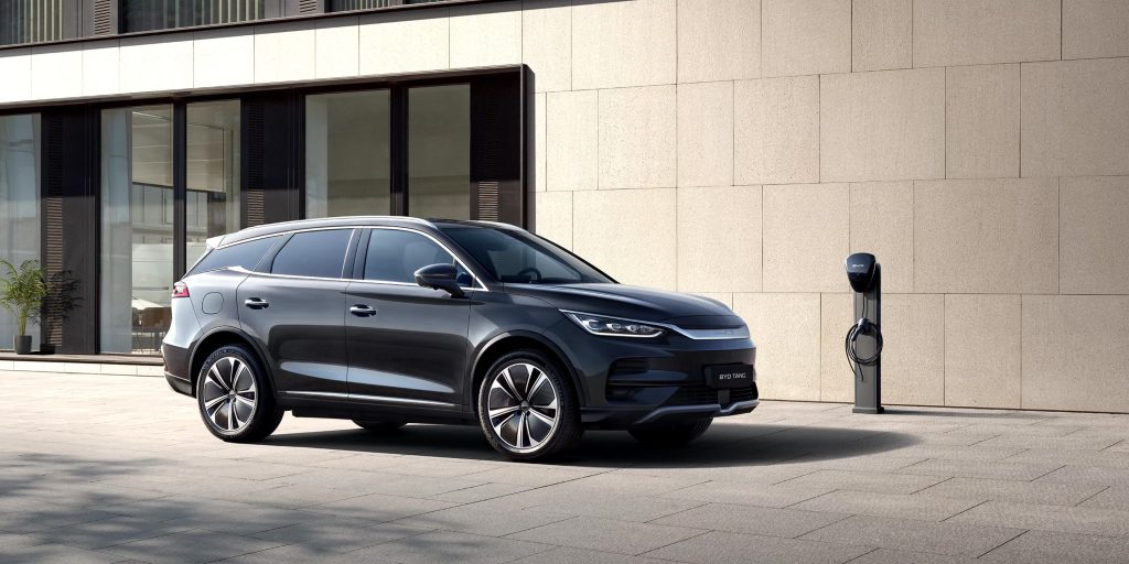 BYD Sealion 8