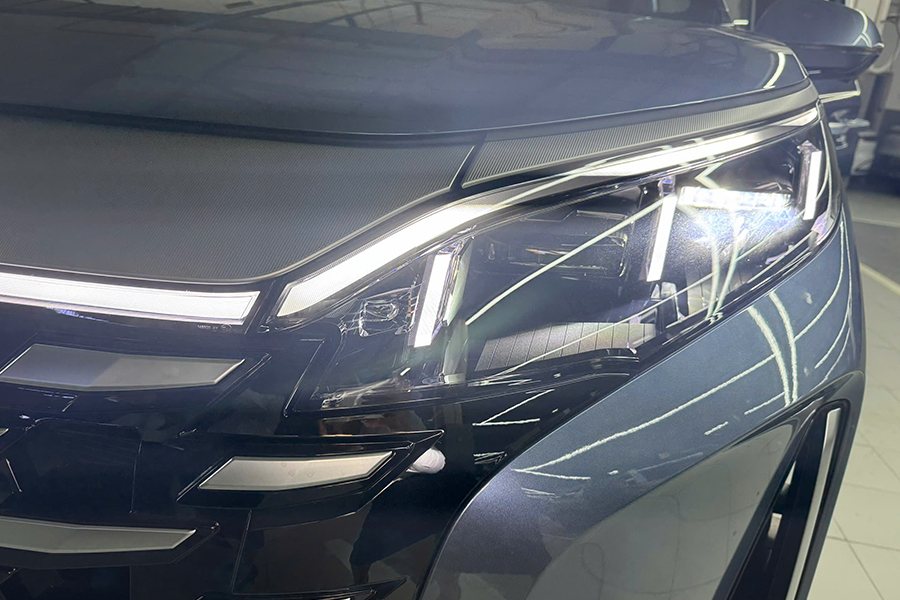 BYD M9
